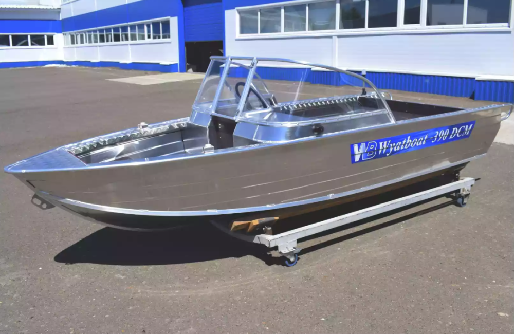 Алюминиевая лодка Wyatboat-390 DCM в Сочи