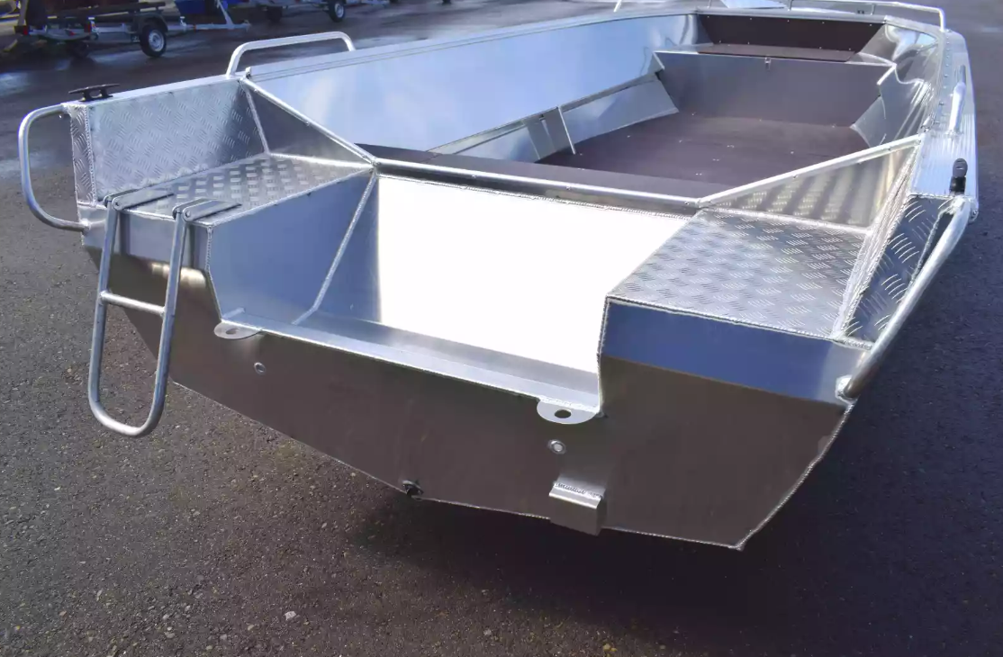 Алюминиевая лодка Неман-500 P в Сочи