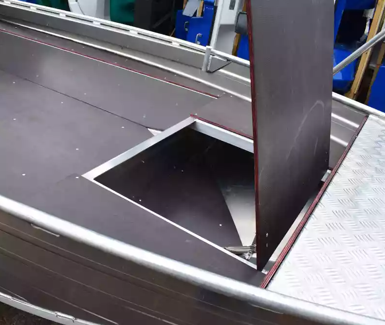 Алюминиевая лодка  Wyatboat-430 Master в Сочи