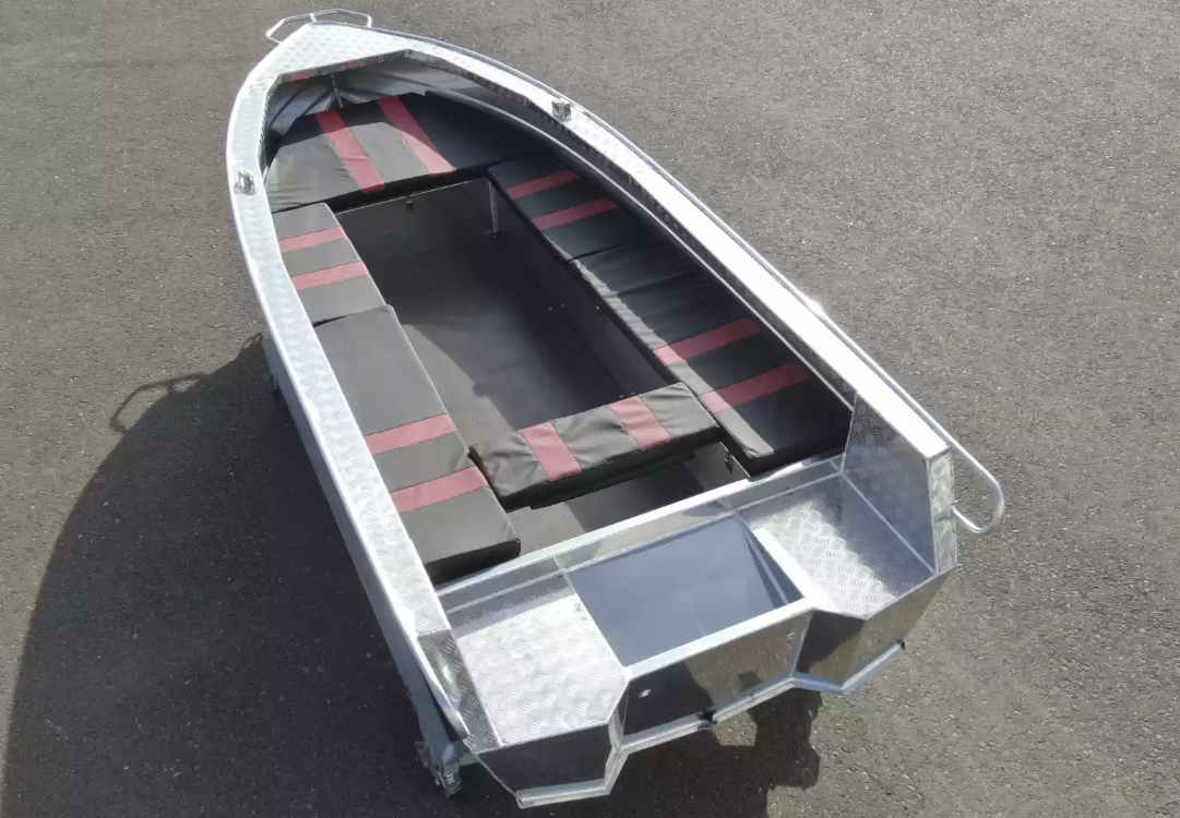 Алюминиевая лодка Wyatboat-390РМ увеличенный борт в Сочи