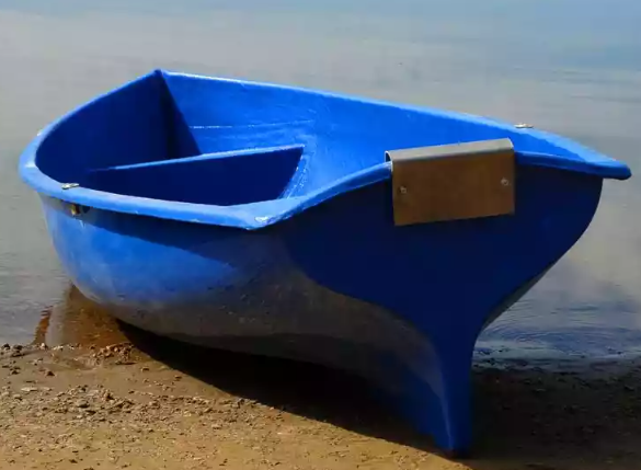 Стеклопластиковая лодка Омуль в Сочи