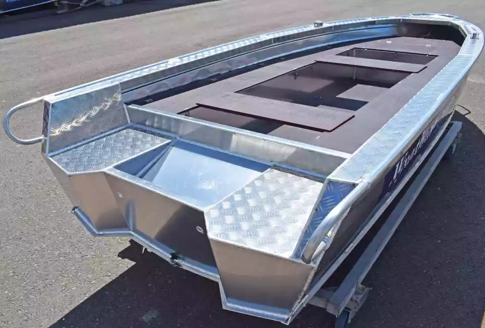 Алюминиевая лодка Wyatboat-390РМ в Сочи