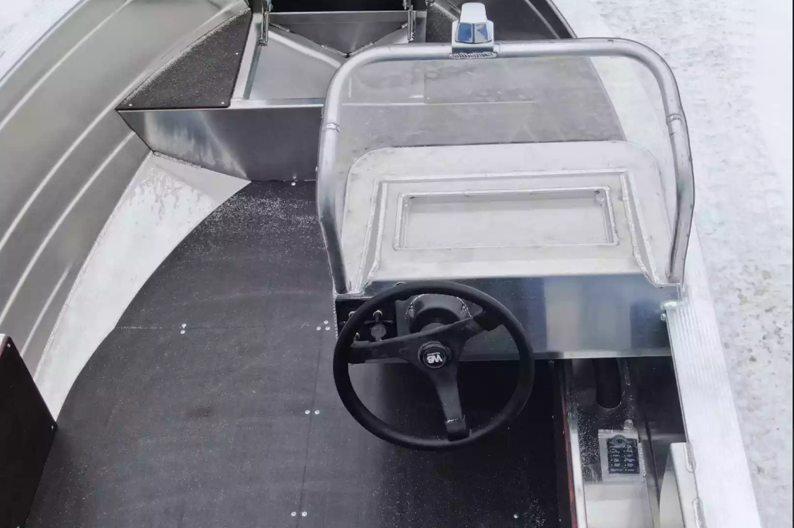 Алюминиевая лодка Неман-400 С в Сочи