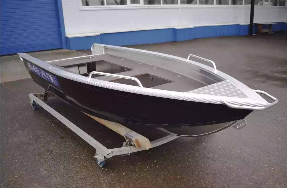 Алюминиевая лодка Wyatboat-390РМ в Сочи