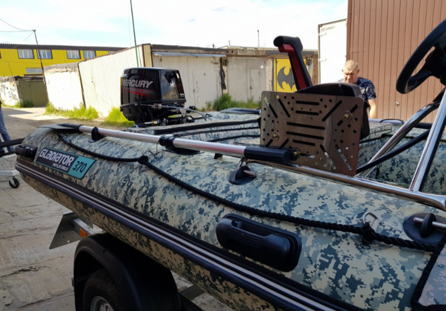 НАДУВНАЯ ЛОДКА GLADIATOR C370AL в Сочи