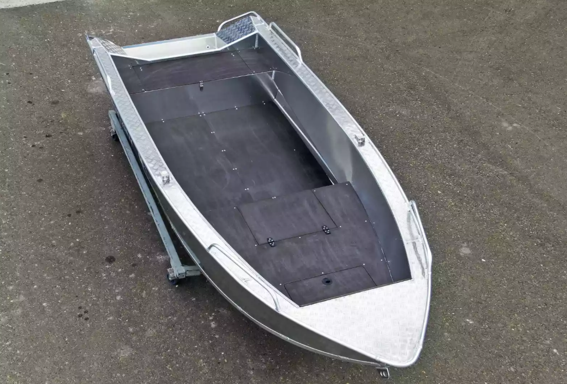 Алюминиевая лодка  Wyatboat-430М FISH в Сочи