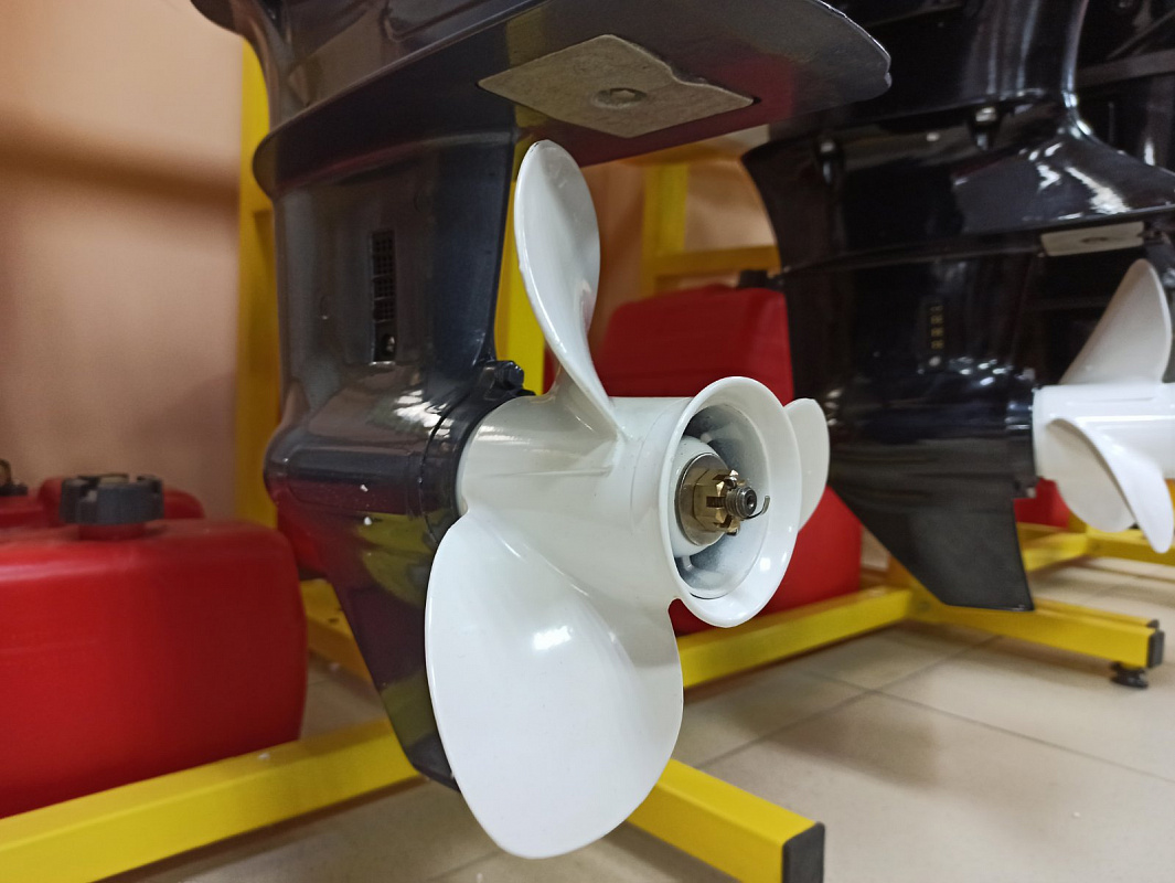 Лодочный мотор BREEZE F9,9S (4х тактный) в Сочи