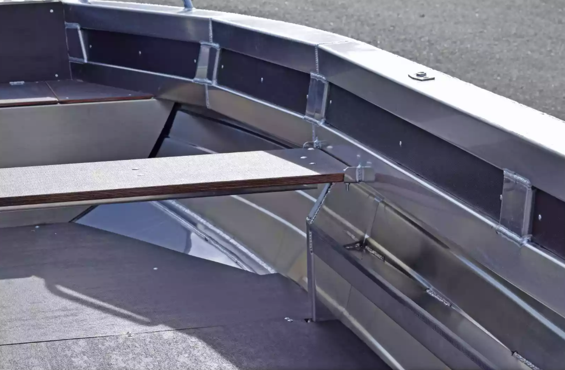 Алюминиевая лодка  Неман-480 Р в Сочи