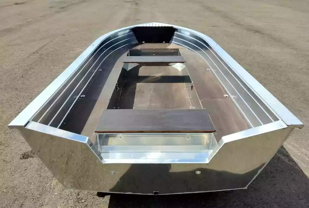 Алюминиевая лодка Неман-400 в Сочи