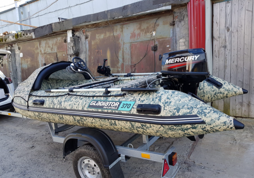 НАДУВНАЯ ЛОДКА GLADIATOR C370AL в Сочи