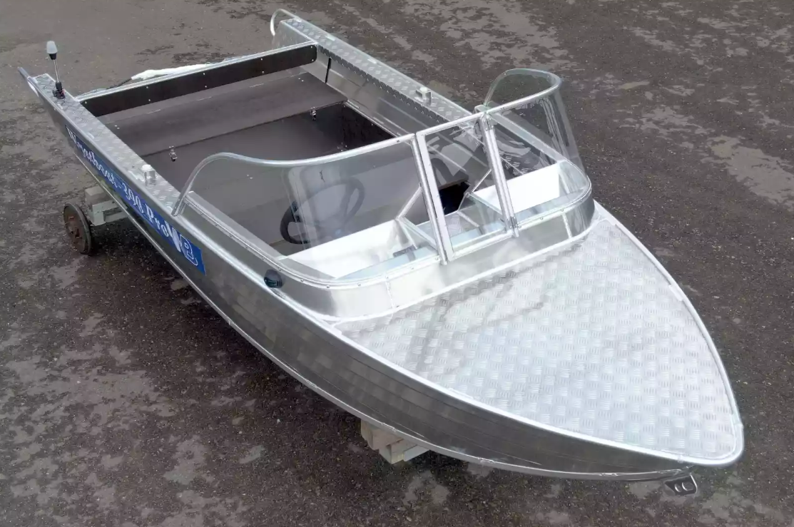 Алюминиевая лодка Wyatboat-390 Pro в Сочи