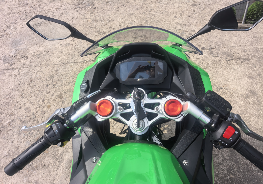 Мотоцикл TMBK Ninja 400cc в Сочи