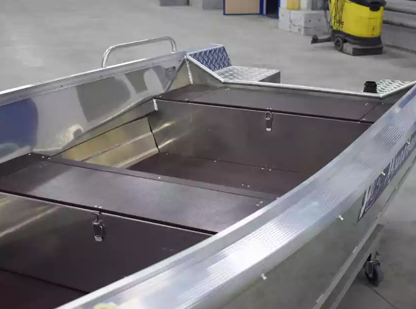 Алюминиевая лодка  Wyatboat-430 Р в Сочи