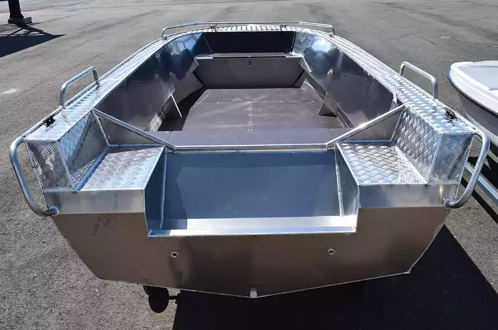 Алюминиевая лодка Неман-500 P в Сочи