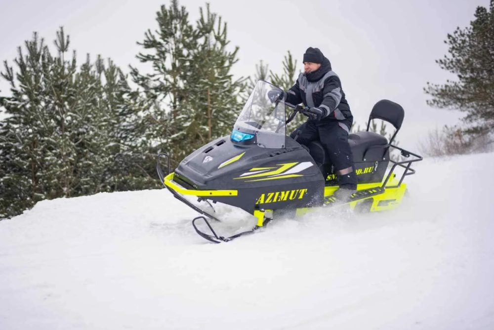 Миниснегоход Бурлак Азимут 24 л.с. , эл.запуск, реверс, тормоз гидравл, капот черный в Сочи