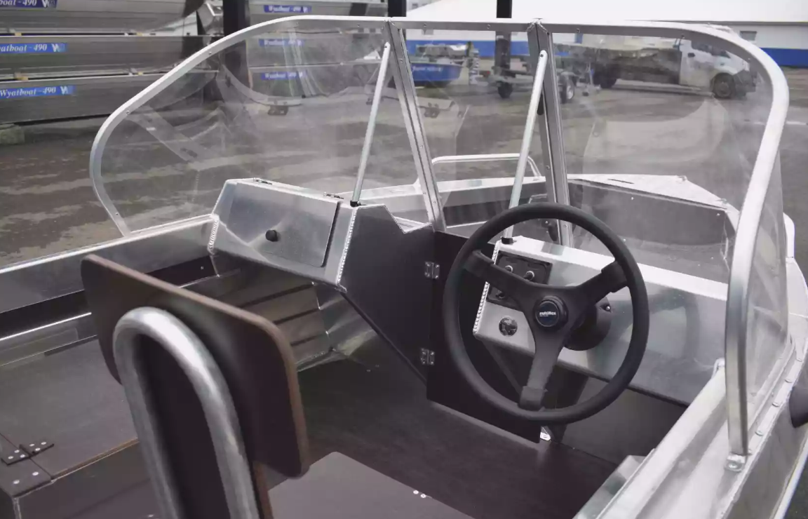 Алюминиевая лодка  Neman-400 DC в Сочи