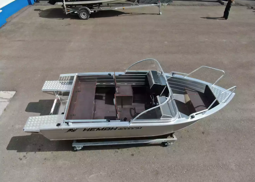 Алюминиевая лодка  Неман-400 DCM NEW в Сочи