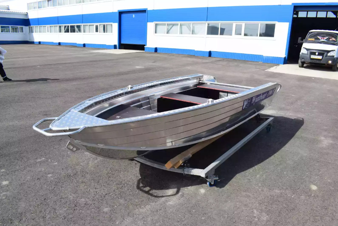 Алюминиевая лодка Wyatboat-390 P в Сочи