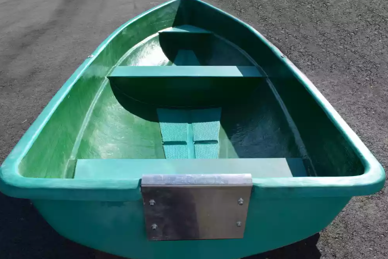 Стеклопластиковая Лодка Голавль в Сочи