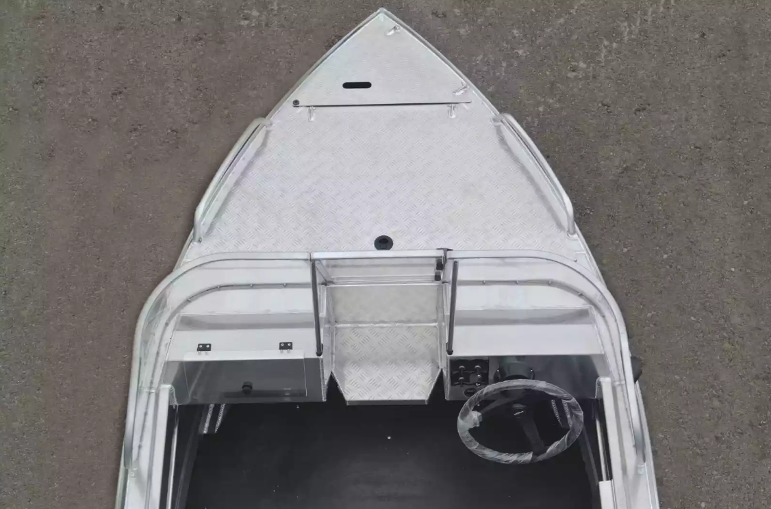 Алюминиевая лодка  Neman-400 PRO в Сочи