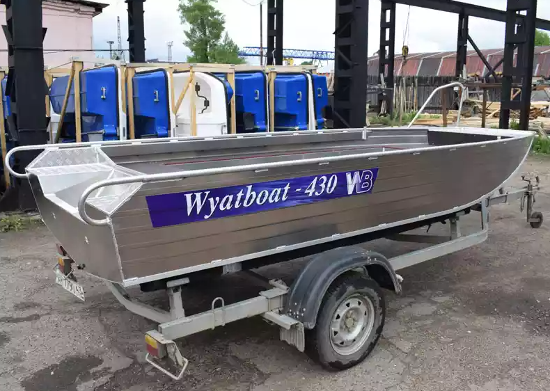 Алюминиевая лодка  Wyatboat-430 Master в Сочи