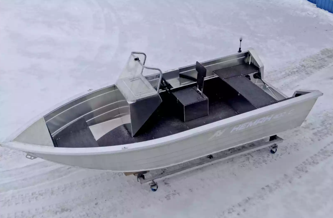 Алюминиевая лодка Неман-400 С в Сочи