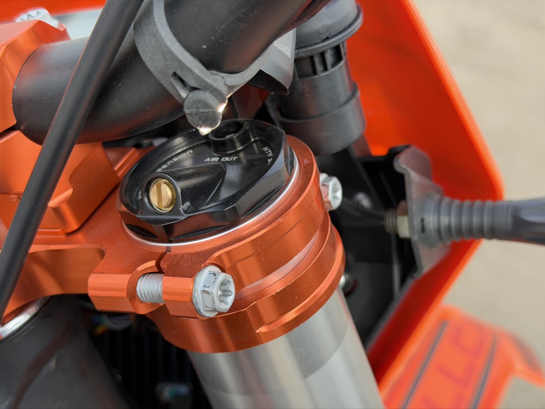 Кроссовый мотоцикл PROMAX HELLCAT NC450S EFI в Сочи