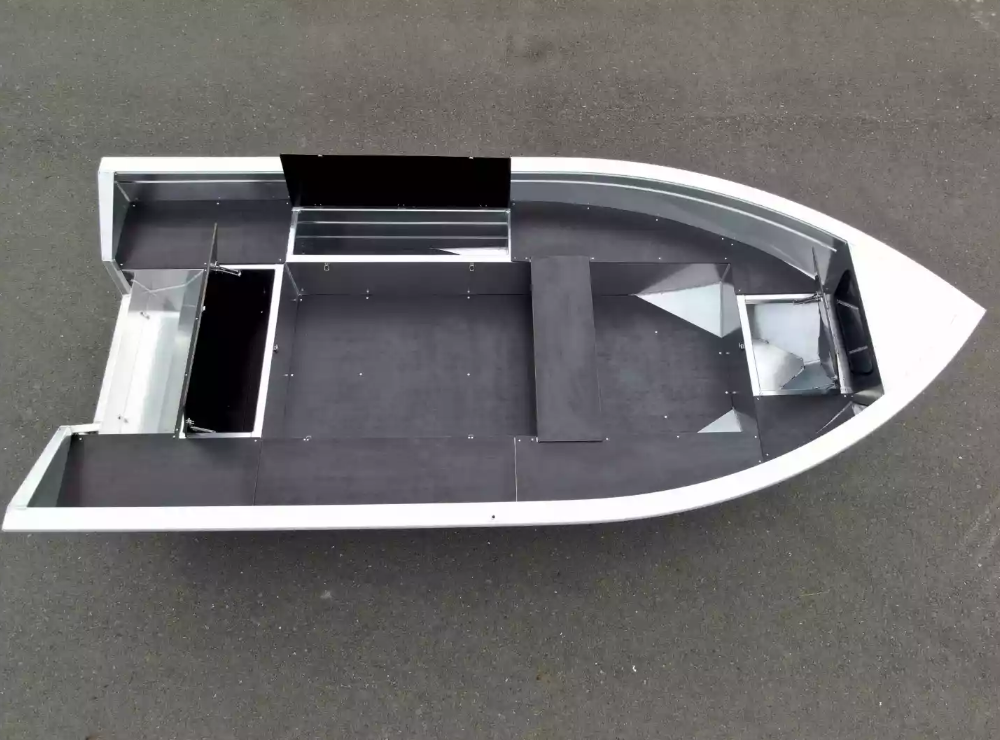 Алюминиевая лодка  Неман-420 в Сочи