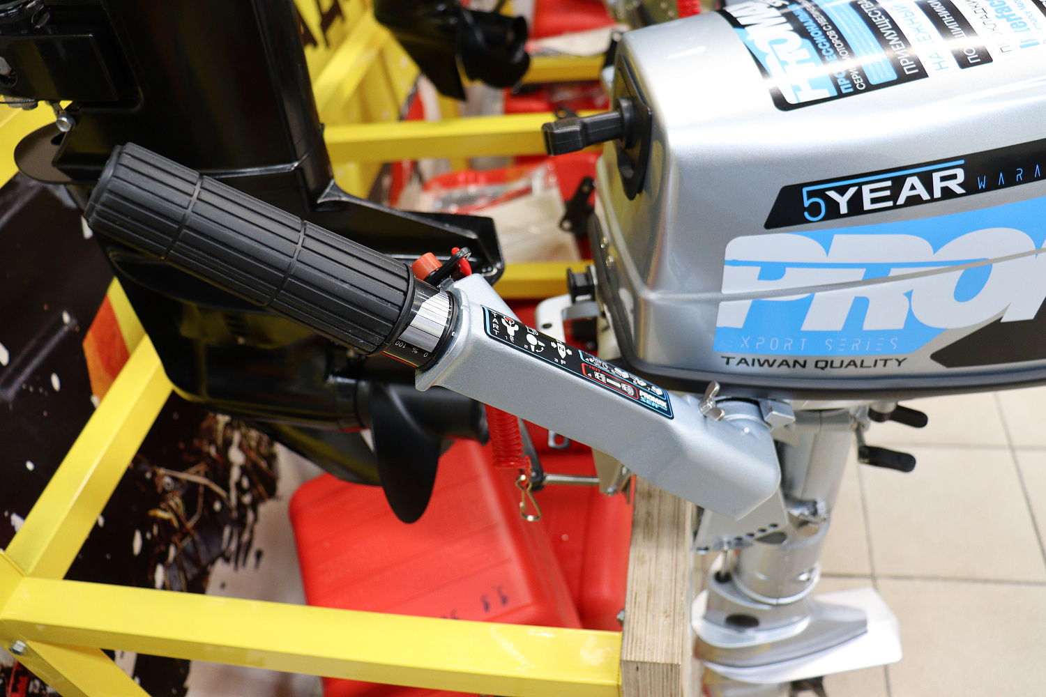 Лодочный мотор PROMAX SP5FHS (внешний бак 12 л) в Сочи