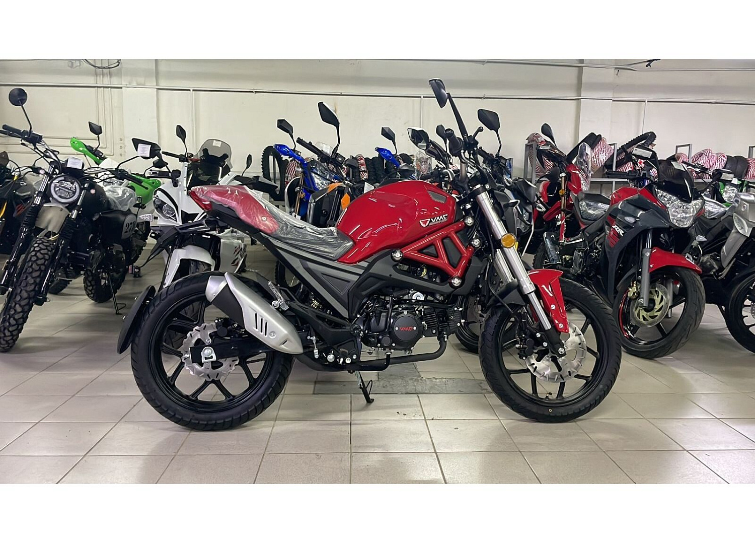 Мотоцикл VMC Monster - 250сс (replica Ducati Monster), дисковый тормоз, баланс. вал. в Сочи