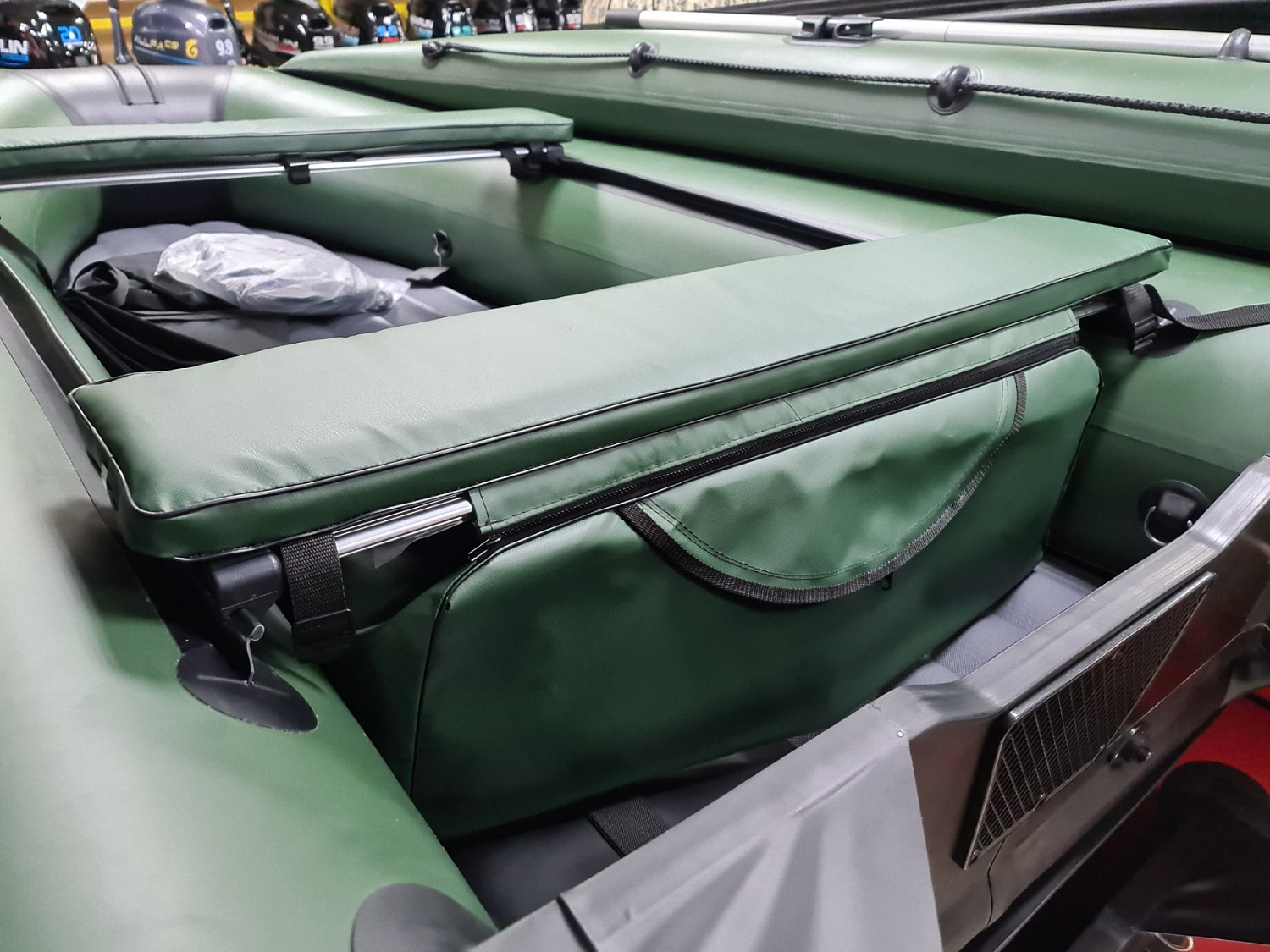 КОМПЛЕКТ МЯГКИХ НАКЛАДОК С СУМКОЙ ДЛЯ ЛОДОК 90Х20 ЗЕЛЕНЫЙ в Сочи