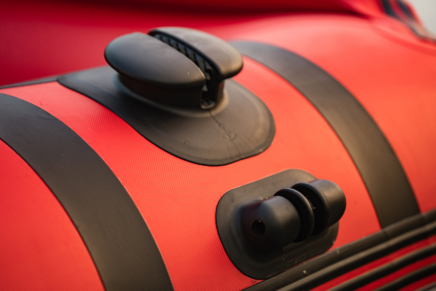 Лодка MISHIMO RIVER FJET PRO 430  под водомет в Сочи