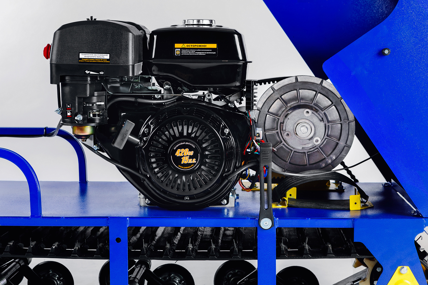 Мотобуксировщик SNOW DOG 17 с эл. запуском (DINKING) в Сочи