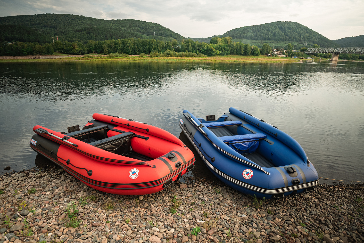 Лодка MISHIMO RIVER FJET PRO 430  под водомет в Сочи