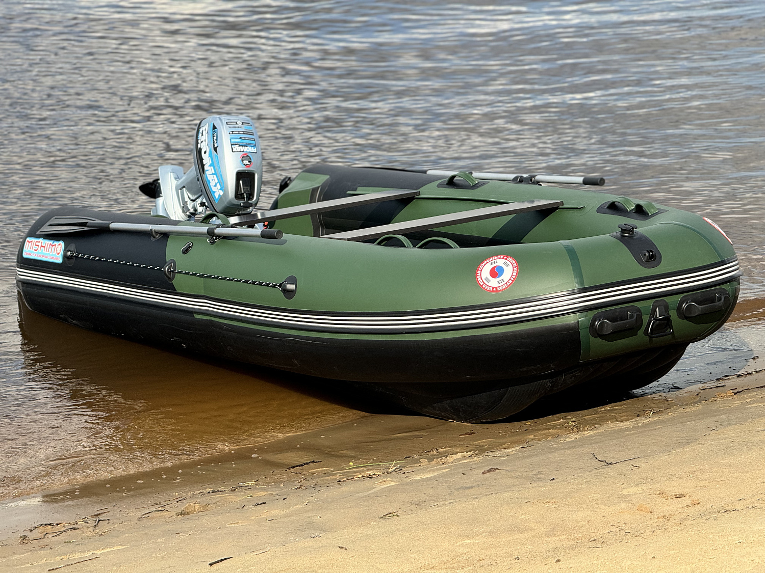 Лодка MISHIMO BIG FLOOR 400 в Сочи