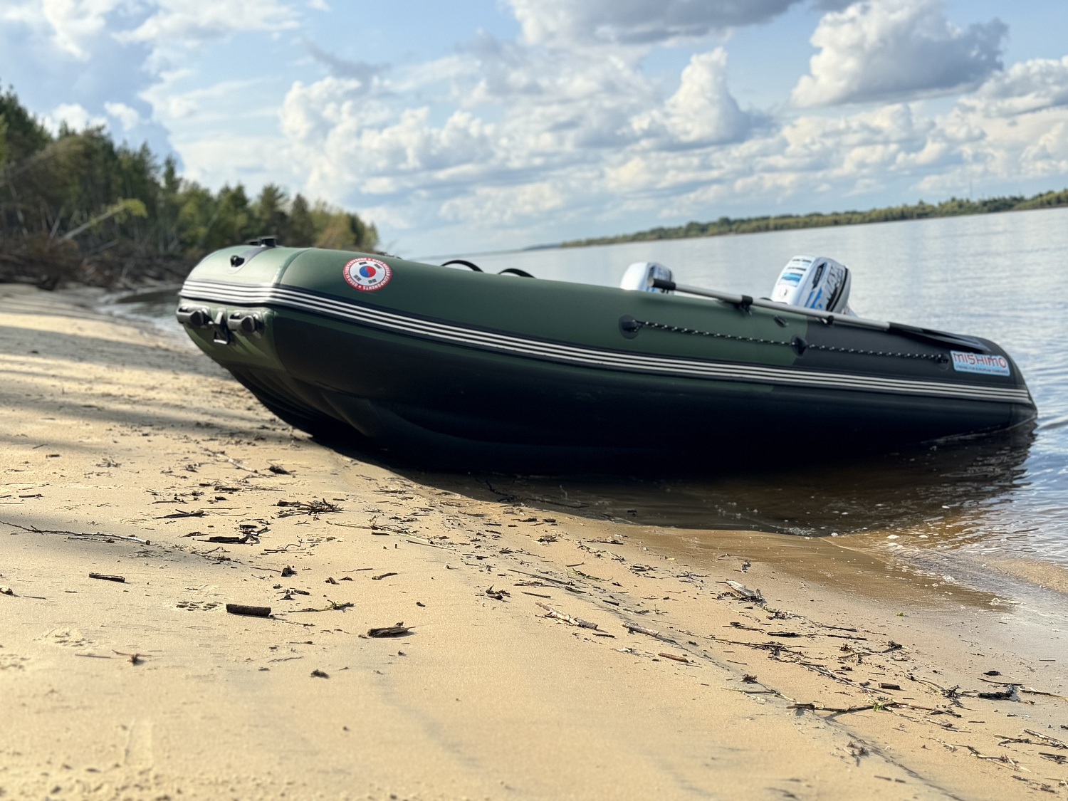 Лодка MISHIMO BIG FLOOR 400 в Сочи